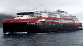 Hurtigruten MS Roald Amundsen Foto Hurtigruten